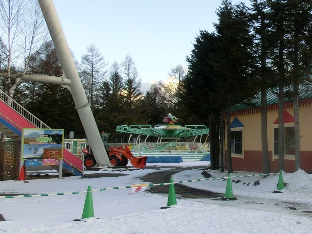 冬の軽井沢おもちゃ王国の親子で雪遊び宿泊プラン コテージのレンタル・貸別荘ルネス軽井沢の宿泊・公式サイト